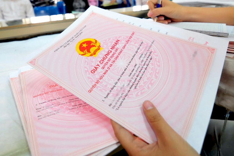 Trong ‘cơn sốt’ đất ở Quảng Trị, phát hiện nhiều sổ đỏ giả cực tinh vi