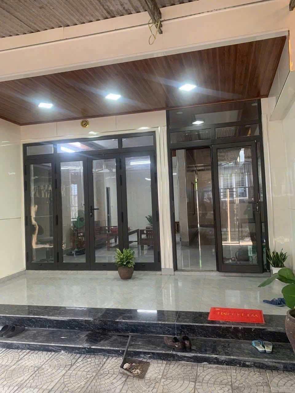 BÁN NHÀ KIỆT ĐINH TIÊN HOÀNG TT PHƯỜNG 1, TP ĐÔNG HÀ. Lh: 0972.48.74.74