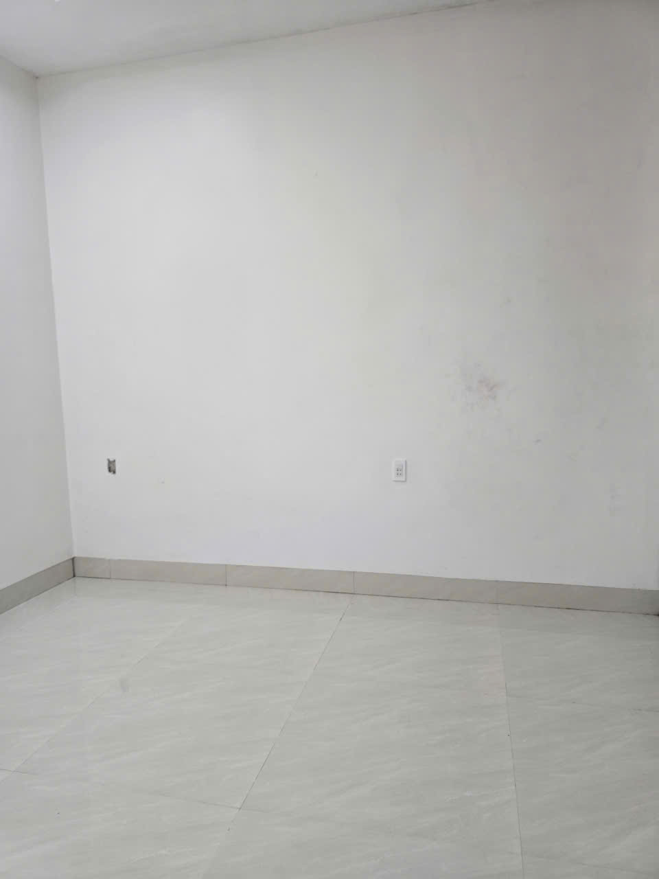 BIỆT THỰ CHÍNH CHỦ GỬI - MT HỒ XUÂN LƯU, GẦN NHÀ VĂN HÓA