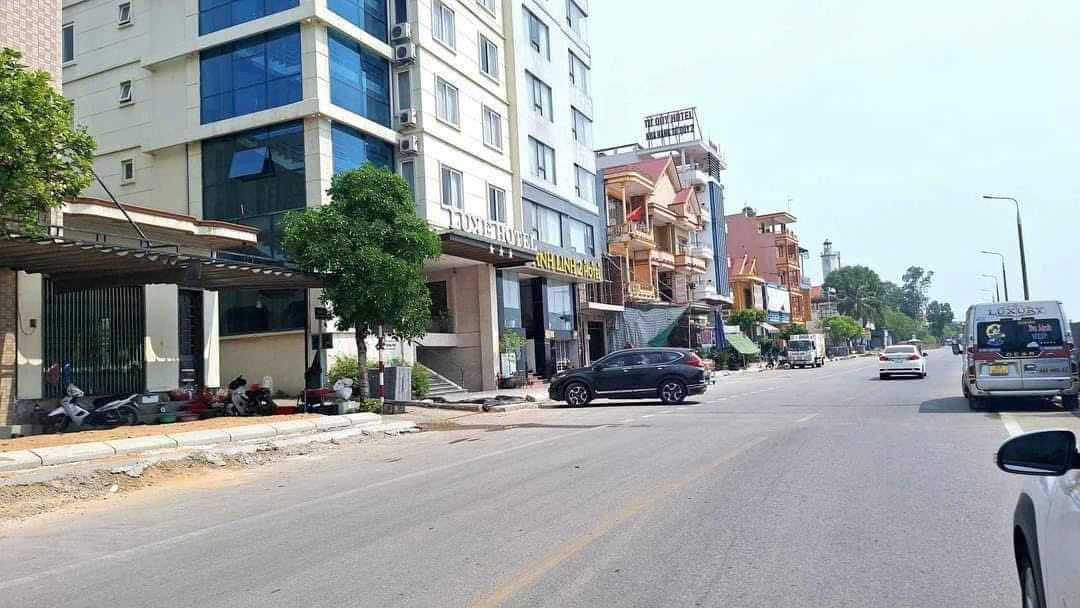 CHÍNH CHỦ GỬI BÁN LÔ ĐẤT 3 MẶT TIỀN TRƯƠNG PHÁP VIEW SÔNG NHẬT LỆ