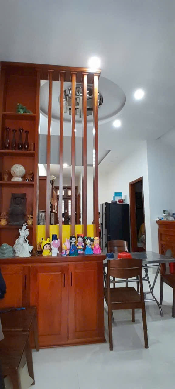 BIỆT THỰ CHÍNH CHỦ GỬI - MT HỒ XUÂN LƯU, GẦN NHÀ VĂN HÓA