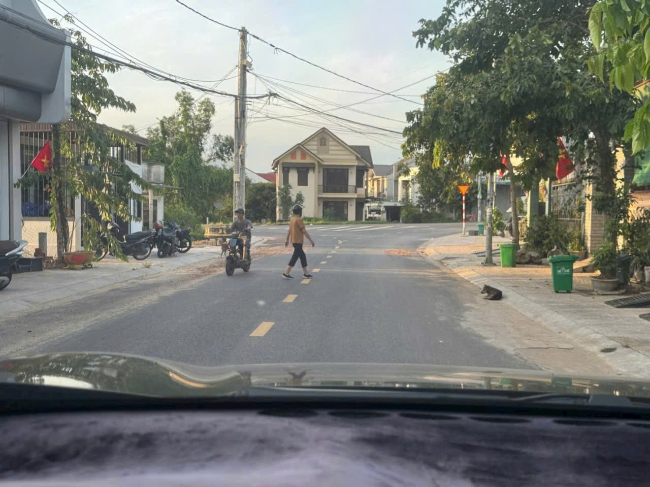 ĐẤT MT TRẦN CAO VÂN, TT PHƯỜNG NAM ĐÔNG HÀ, THÍCH HỢP KINH DOANH