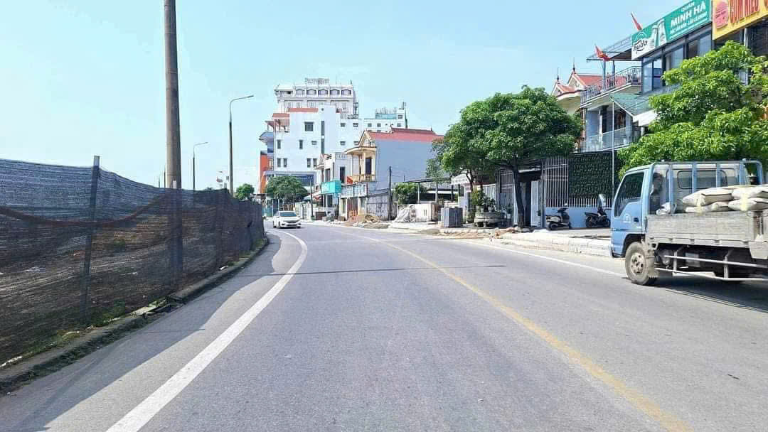 CHÍNH CHỦ GỬI BÁN LÔ ĐẤT 3 MẶT TIỀN TRƯƠNG PHÁP VIEW SÔNG NHẬT LỆ