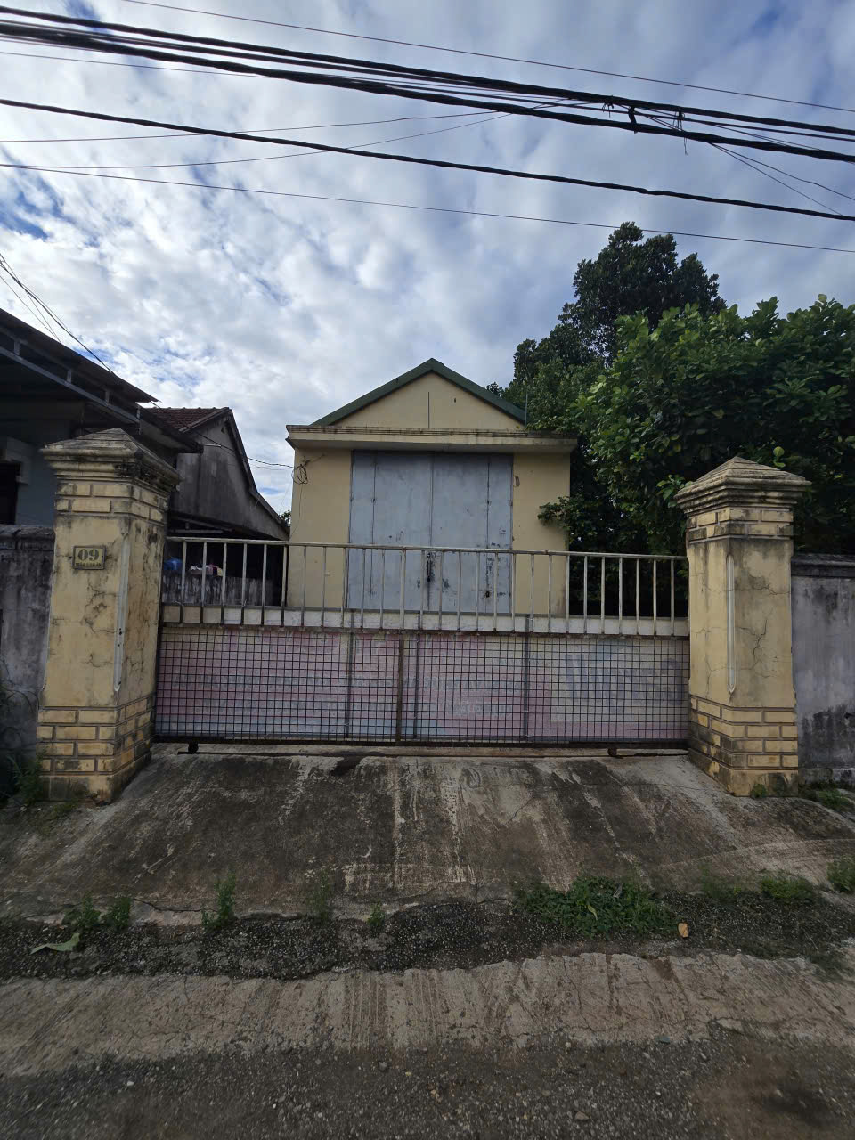 BÁN NHÀ MT TRẦN ĐÌNH ÂN, GIO LINH, DT: 14x32m, GIÁ ĐẦU TƯ