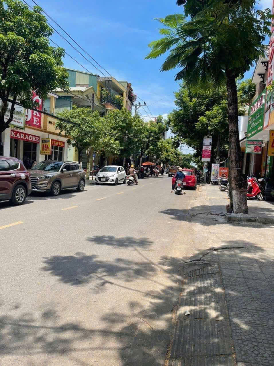 Mặt tiền Tôn Thất Thuyết ngay gần chợ p5 khu kinh doanh buôn bán sầm uất 