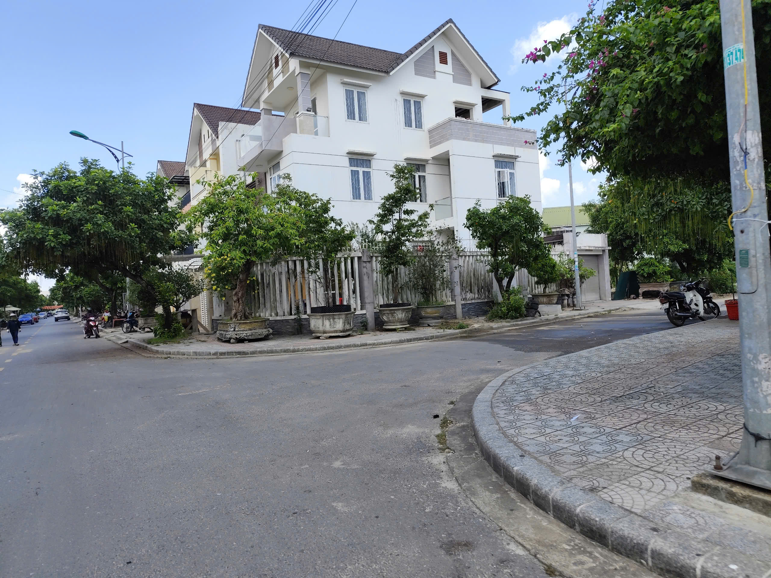 BÁN ĐẤT MT NGUYỄN HUỆ GẦN CV FIDELL, TỌA LẠC VỊ TRÍ ĐẮC ĐỊA, THUẬN LỢI KINH DOANH