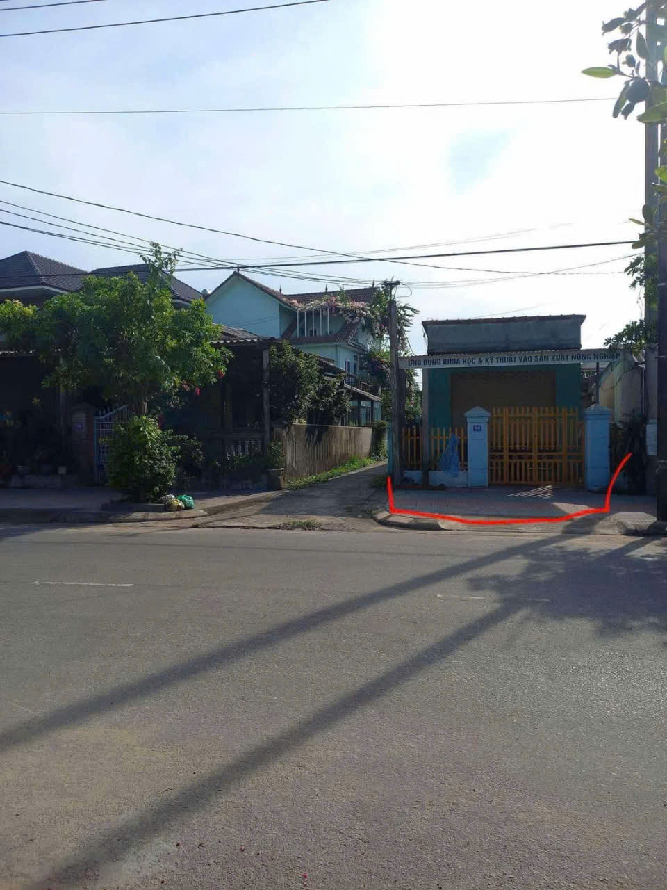 BÁN NHÀ MẶT TIỀN TRẦN HƯNG ĐẠO, TT HỒ XÁ, THÍCH HỢP KINH DOANH, VĂN PHÒNG. LH: 097.248.74.74