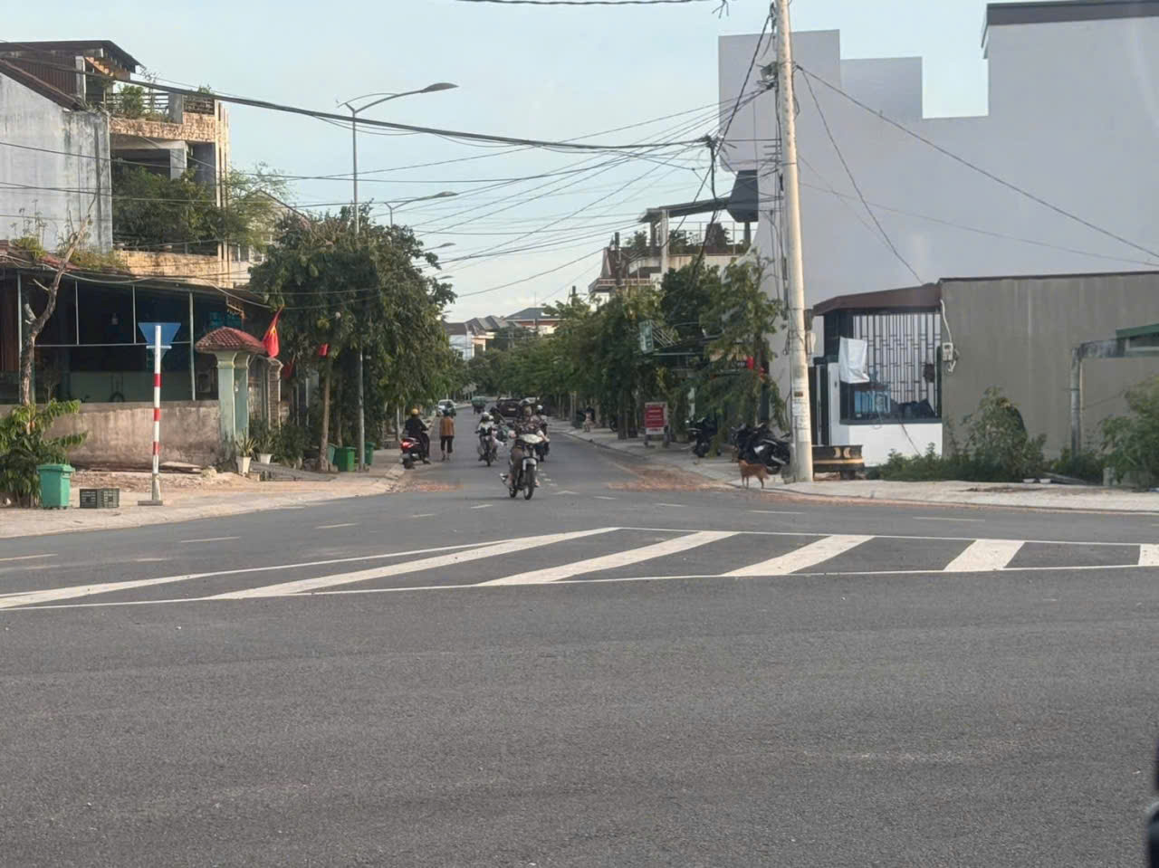 ĐẤT MT TRẦN CAO VÂN, TT PHƯỜNG NAM ĐÔNG HÀ, THÍCH HỢP KINH DOANH