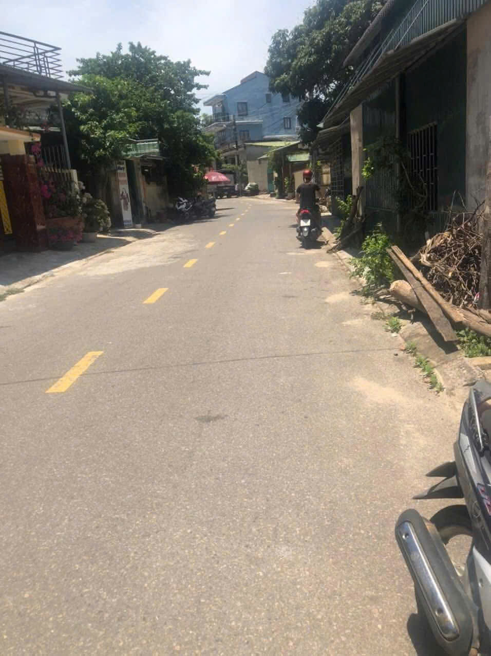 Bán nhà MT Trương Định, Đông Hà. Gần đường Hàm Nghi