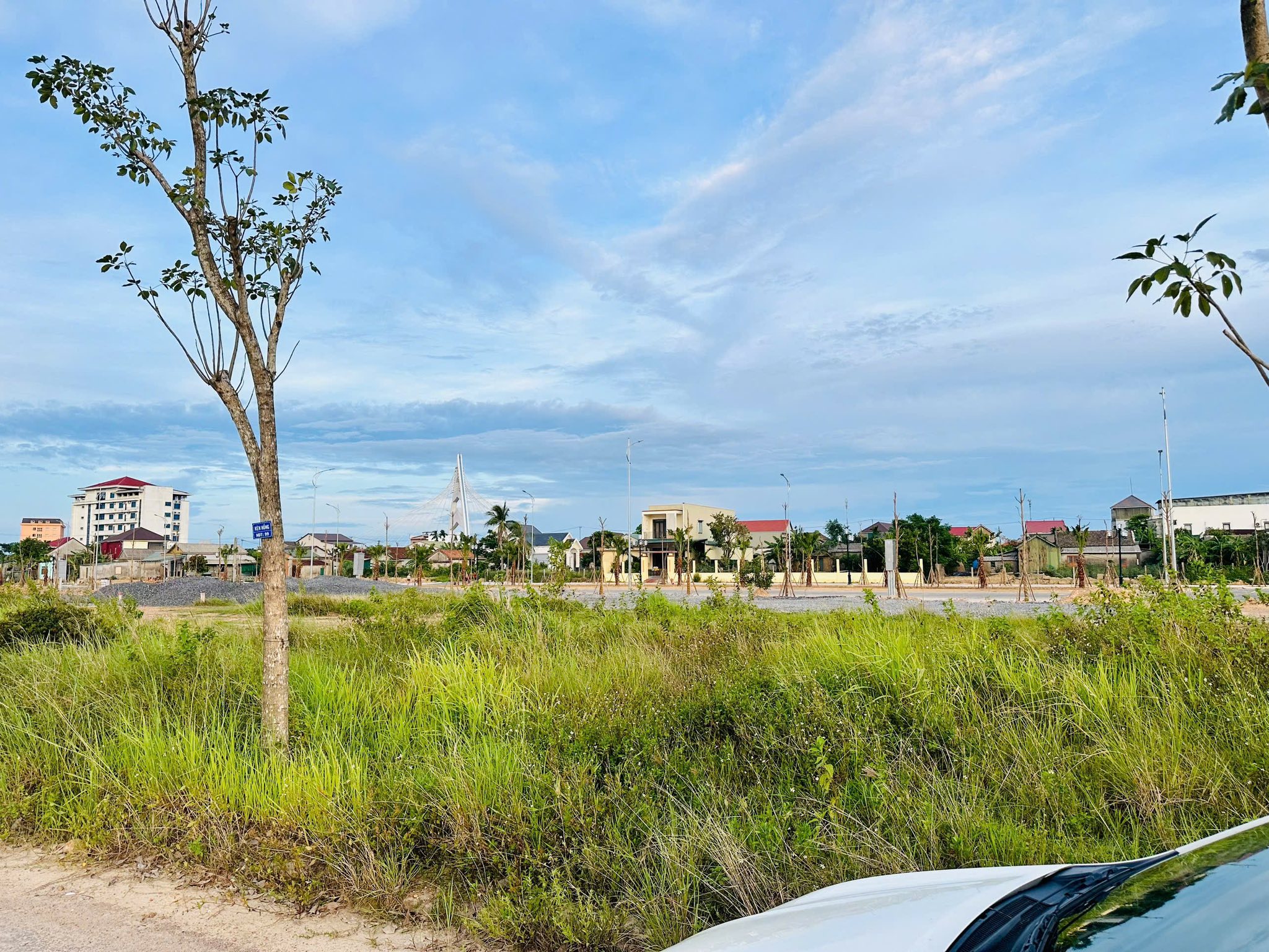 Bắc sông Hiếu đường Nguyễn Duy Trinh, góc 2 mặt tiền , view nhìn ra khu quy hoạch cây xanh, công viên thể thao