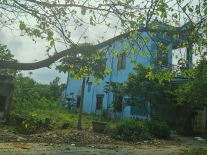 CHO THUÊ MẶT BẰNG, QUỐC LỘ 1A, DT 1300m, NGAY TRẠM VÉ QUẢNG TRỊ. LH: 097.248.74.74