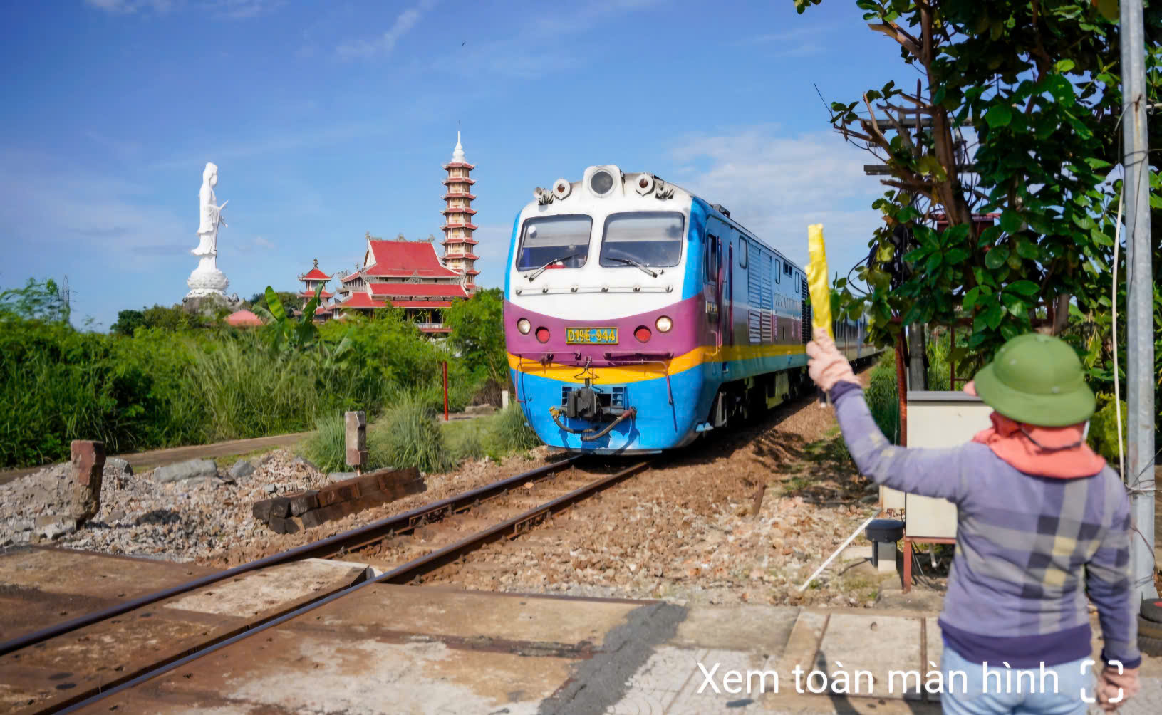 Tổ chức tàu cho công chức đi làm chặng Quảng Bình - Quảng Trị